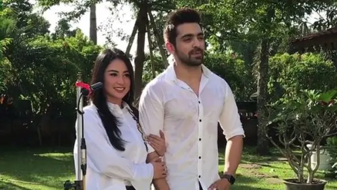 [Bintang] Dewi Perssik