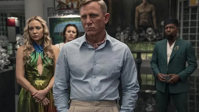 Glass Onion: A Knives Out Mystery (2022)
