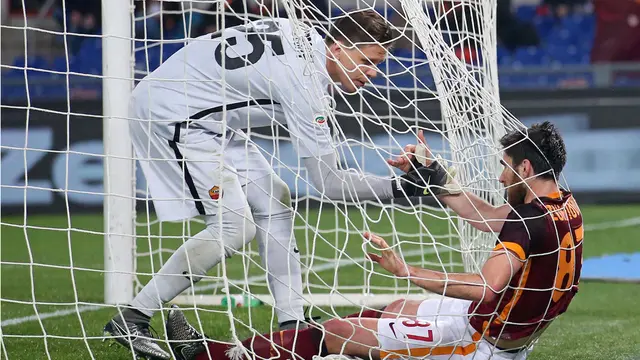 Bek AS Roma Jadi Tumbal Penyelamatan Szczesny