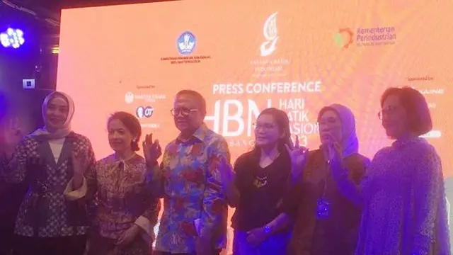 Hari Batik Nasional 2023, Momen Kebangkitan Menyasar Atensi Gen Z dan Milenial