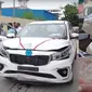 Bernasib Sial, Mobil Pria Ini Nabrak Tembok Padahal Baru Sehari Keluar Dealer. (Sumber: YouTube/BMC HD Videos)