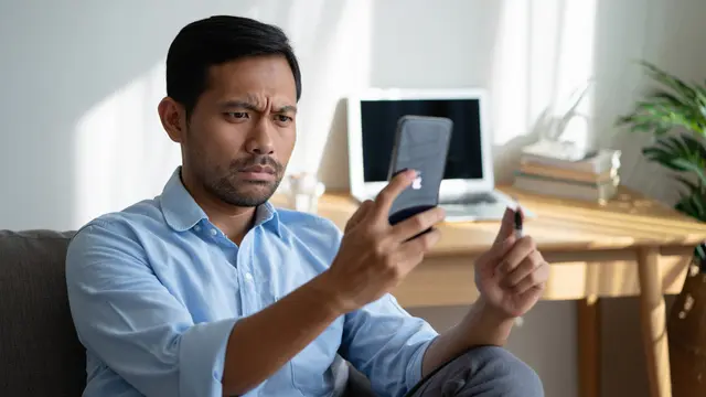 Tips agar Terhindar dari Love Scamming (Foto: Reve Art AI)