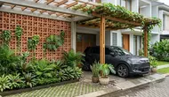 7 Ide Carport dengan Kombinasi Roster dan Tanaman Hias agar Tampak Estetik dan Sejuk