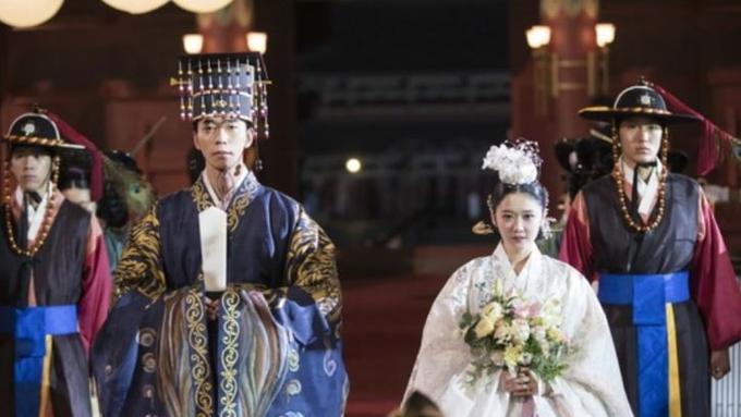 Nonton the last empress sub indo