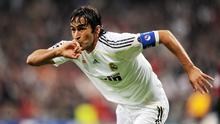 4. Raul Gonzalez - Pria asal Spanyol ini adalah jebolan akademi di Atletico Madrid. Sempat menjadi anak gawang di Los Rojiblancos ia malah mengukir sukses dan menjadi legenda di klub rival Real Madrid. (AFP/Javier Soriano)