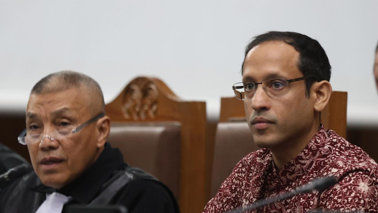 FOTO: Nadiem Makarim Mengaku Sakit Saat Jalani Sidang Korupsi Chromebook