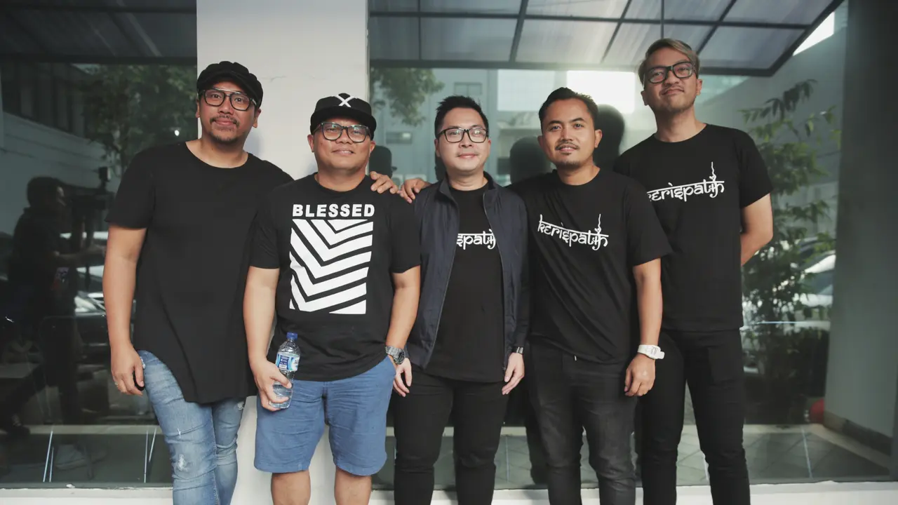 Kerispatih dan mantan personelnya