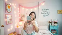 350 Caption Aesthetic Girl Inggris dan Artinya untuk Instagram