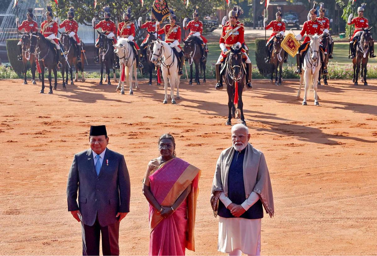 Pertemuan Bilateral Presiden Prabowo dengan PM India  Narendra Modi