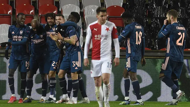 FOTO: Menang Telak 4-0 atas Slavia Praha, Arsenal Dampingi Manchester United ke Semifinal Liga Europa - Alexandre Lacazette; Tim Arsenal