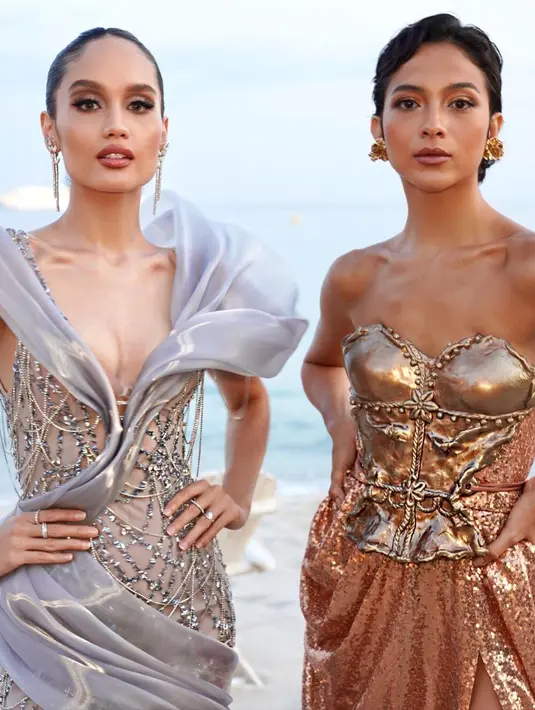 Makeup bernuansa cokelat yang hangat dan aksesori emas yang dikenakannya juga menyempurnakan penampilannya secara keseluruhan. Mana tampilan favoritmu antara Cinta Laura dan Putri Marino, Sahabat FIMELA? Foto: Instagram.