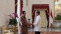 Presiden ke-6 RI Susilo Bambang Yudhoyono (SBY) bertemu Presiden Jokowi di Istana Merdeka, Jakarta, Sabtu 21 September 2024. (Liputan6.com/Lizsa Egeham)