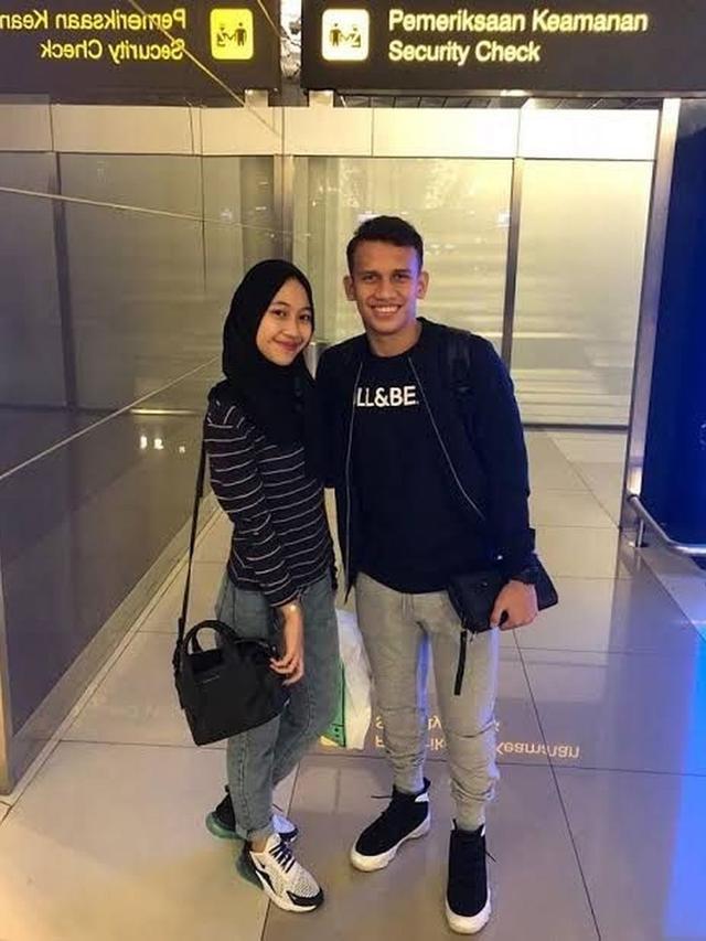 6 Momen Adiba dan Egy Pakai Outfit Senada, Umi Pipik Sebut Persiapan Nikah Sudah 75%