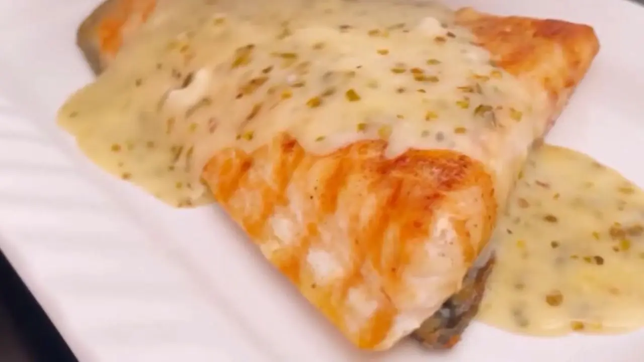 Resep Salmon Panggang Saus Lemon Butter.