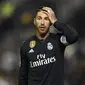 Sergio Ramos termasuk dalam barisan bek terbaik dunia sepanjang masa. Bersama Real Madrid dan timnas Spanyol ia telah meraih segalanya. Namun usia membuat performa Ramos kian menurun. (AFP/Miguel Riopa)