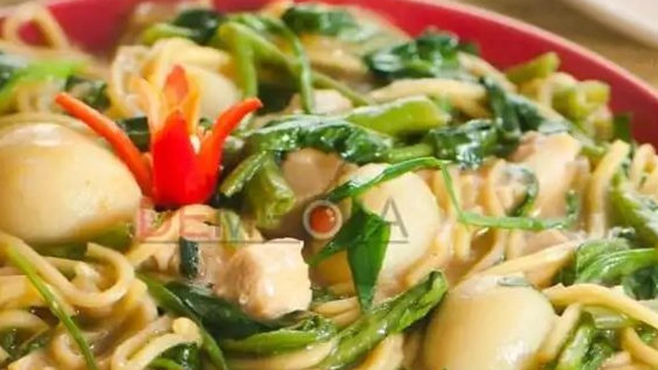 3. Mie Kangkung
