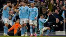 Kemenangan ini membuat Manchester City tetap berada di posisi kedua dengan 62 poin dari 27 laga atau selisih satu poin dari pemuncak klasemen sementara, Liverpool. (AP Photo/Dave Thompson)