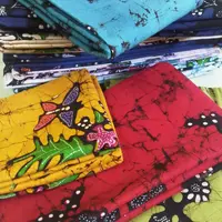 Kalau mau batik tulis kesayangan kamu tetap awet, maka ada beberapa cara yang bisa kamu lakukan. Simak selengkapnya di sini.
