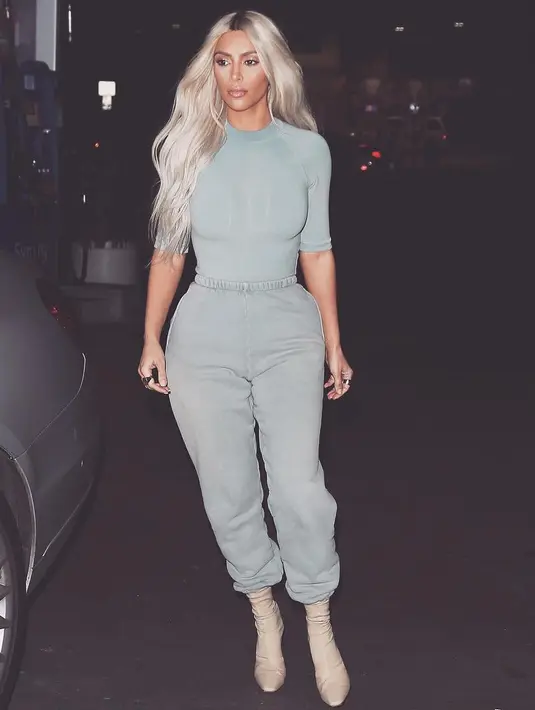 Nah gimana nih menurutmu gaya Kim Kardashian yang ini? (instagram/kimkardashian)