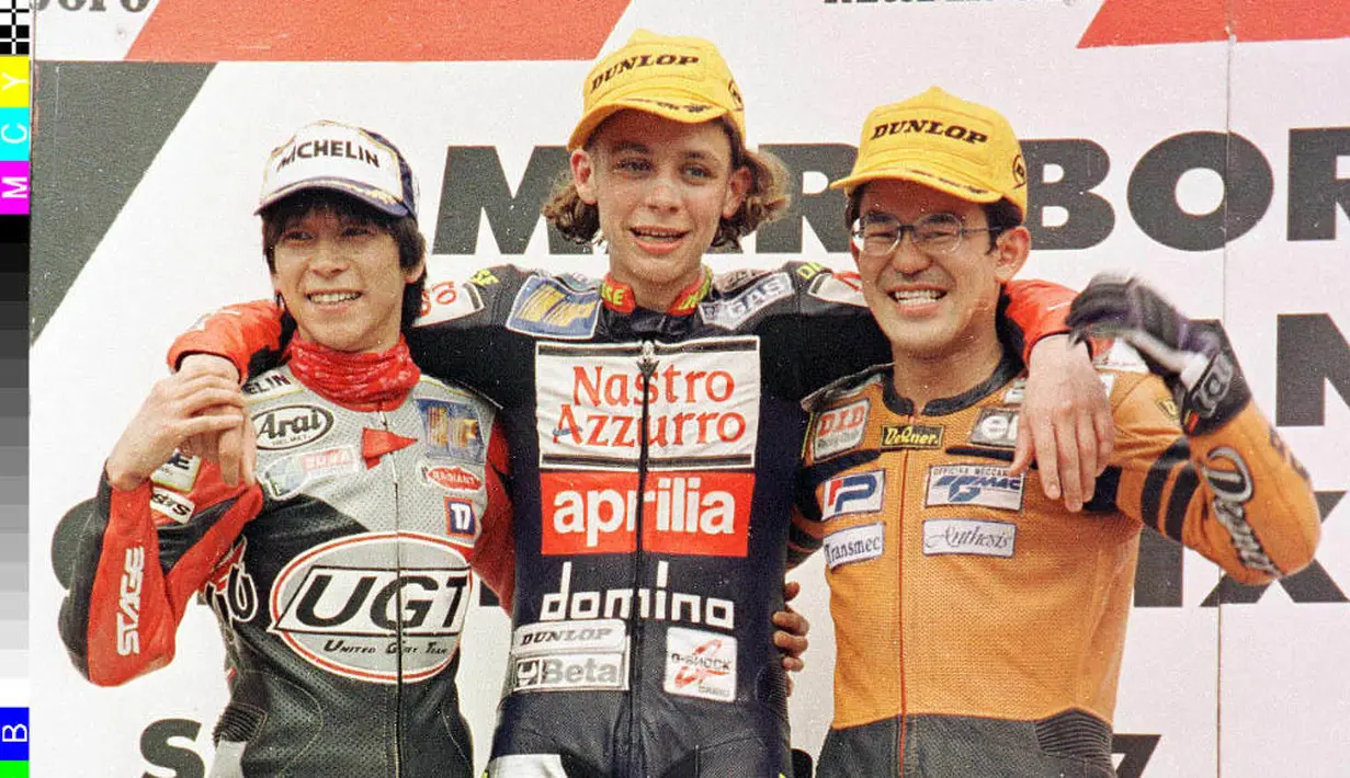 Debut Rossi di dunia balap motor Grand Pix pertama kali pada musim kejuaraan 1996. Sejak itu, ia tercatat telah melakukan 423 balapan di semua kategori. Jumlah itu belum termasuk 10 lomba yang akan berlangsung di sisa musim MotoGP 2021. (Foto: AFP/Francis Silvan)