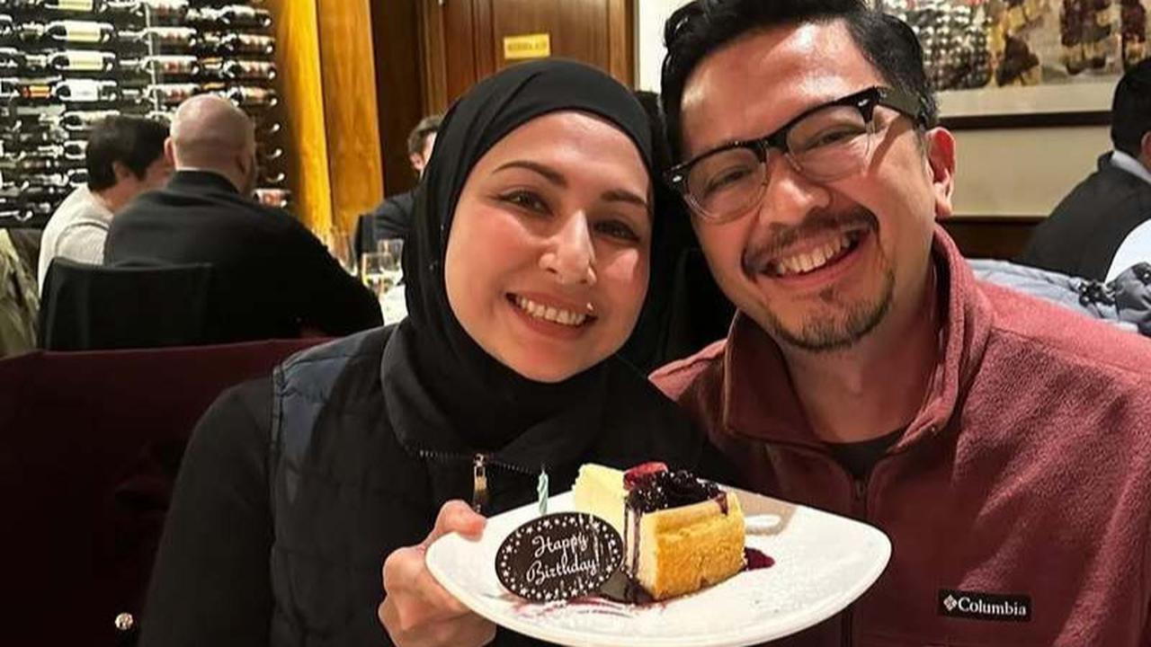 Potret Mesra Ferry Maryadi & Deswita Maharani Sudah 13 Tahun Menikah, Dulu Akad di Hadapan Sang Ibunda yang Sakit Parah
