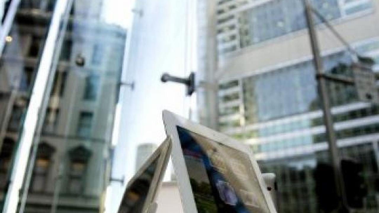 Ramai-ramai mengantre new iPad 