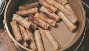 Resep Spring Roll Pisang Coklat yang Renyah dan Lumer