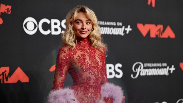 Sabrina Carpenter – Short n’ Sweet