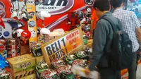 Ada Promo Beli 1 Helm Dapat 2 di IMoS 2014