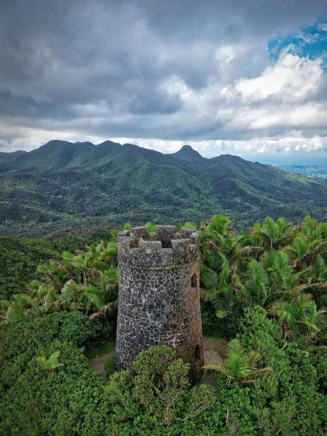 El Yunque di San Juan, satu-satunya hutan hujan tropis di Sistem Hutan Nasional Amerika