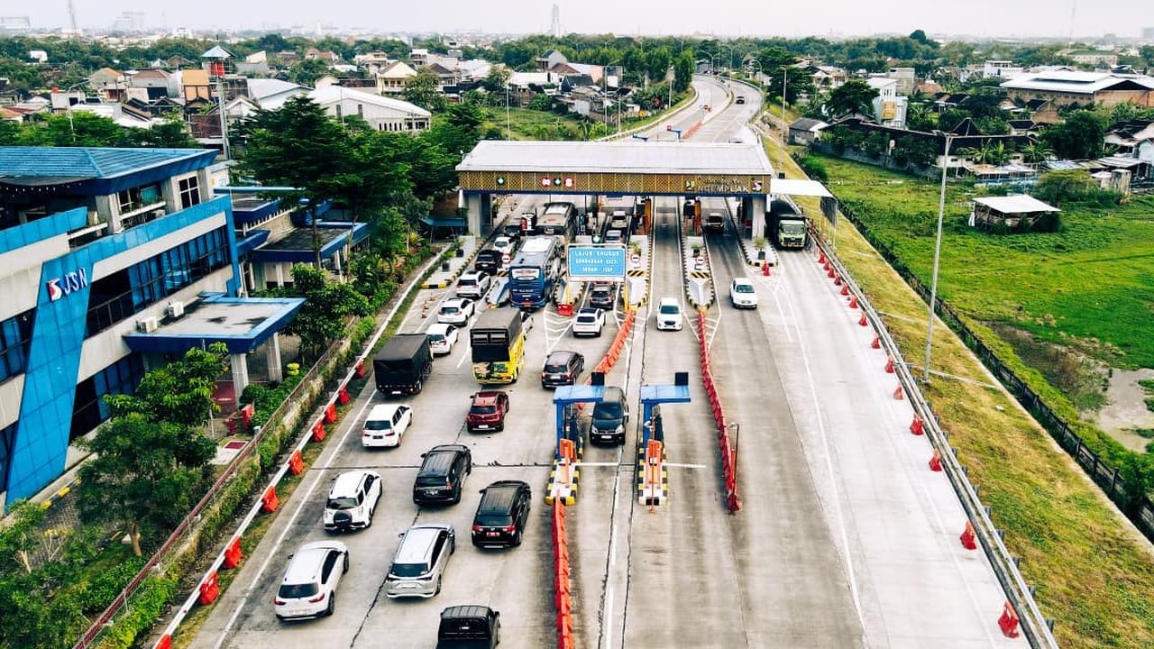 Volume Lalu Lintas Tol Solo-Ngawi Melonjak Tajam saat Libur Panjang, Ini Datanya