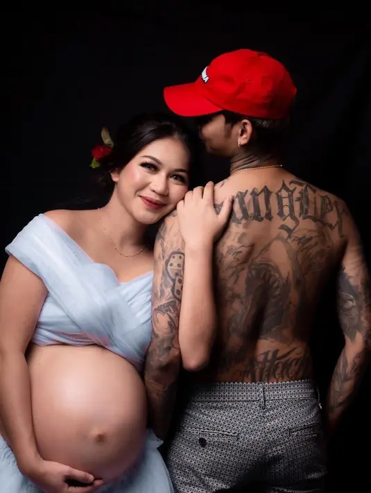 Young Lex dan Eriska Nakesya (Foto: Instagram/young_lex18)