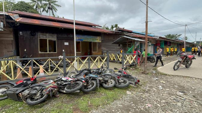 Kronologi Polisi Diserang Massa Saat Bubarkan Keributan, Berujung Kantor SPKT Polres Mamberamo Raya Dirusak