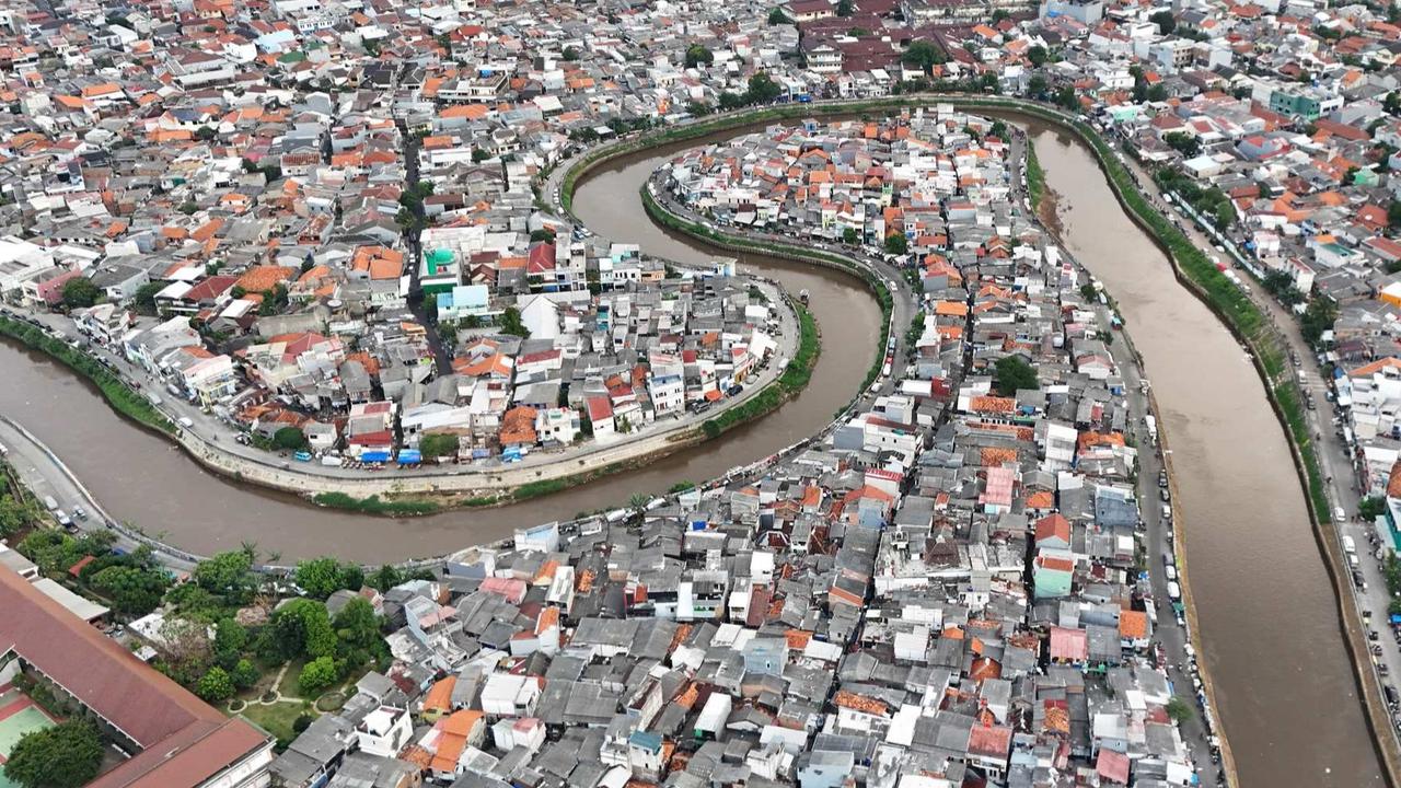 Pramono Tetapkan Lokasi Pembebasan Lahan untuk Normalisasi Kali Ciliwung