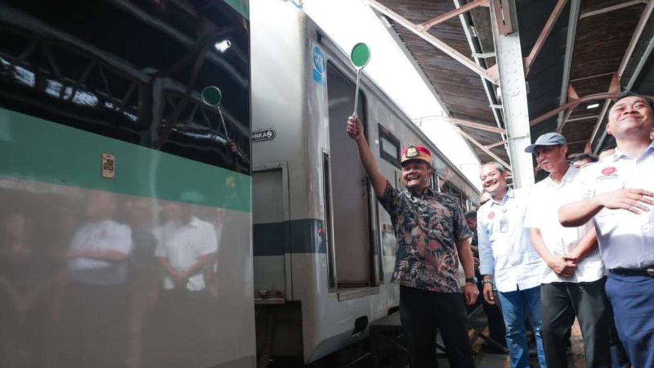 Gubernur Jateng Berangkatkan Ratusan Pemudik dalam Program Balik Rantau Gratis Jateng, Bantu Pekerja Informal