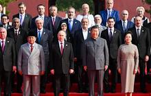 Foto Prabowo di China Jadi Sorotan: Berdiri Sejajar dengan Xi Jinping, Putin, dan Kim Jong Un