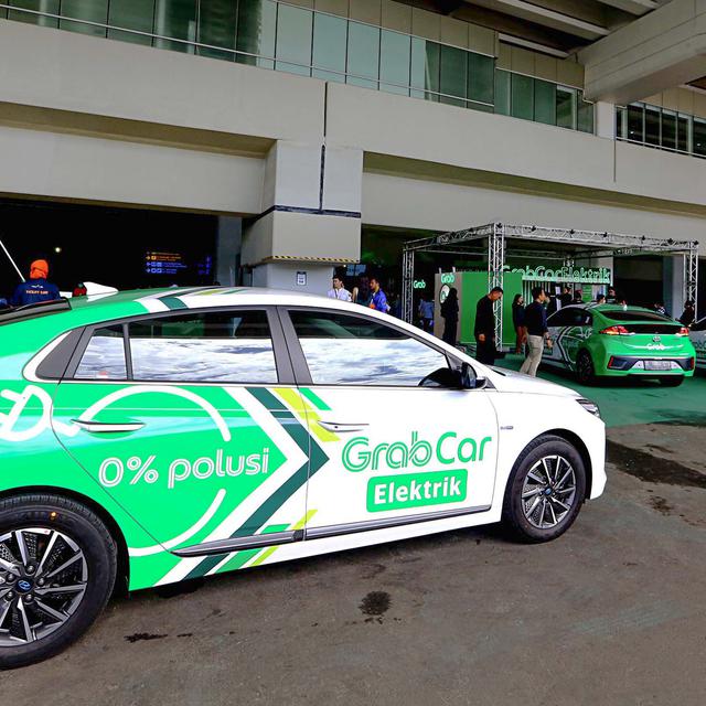 30 Kredit Mobil Melalui Grabcar - Info Uang Online
