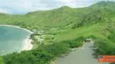 Citizen6, Timor Leste: Pantai Pasir Putih ketika diabadikan dari atas puncak Bukit Fatucama, Kristus Raja, sebelah timur Kota Dilli, merupakan objek wisata rohani populer di Timor Leste. (Pengirim: Pongky Seran)