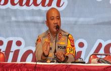 Gaya Kocak Perwira Polisi saat Datangi Kodim, Bikin Kaget Anggota TNI Berkepala Pelontos