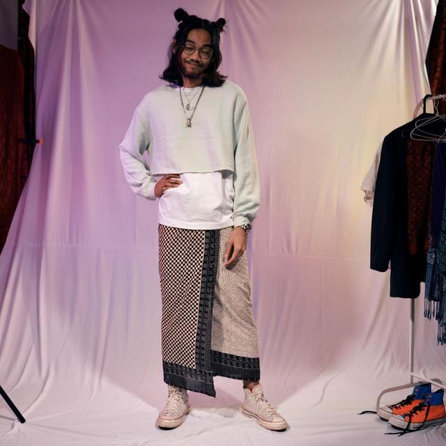 Challenge Berkain Bersama, Siapa Bilang Pakai Kain Sehari-hari Itu Nggak Gaul?