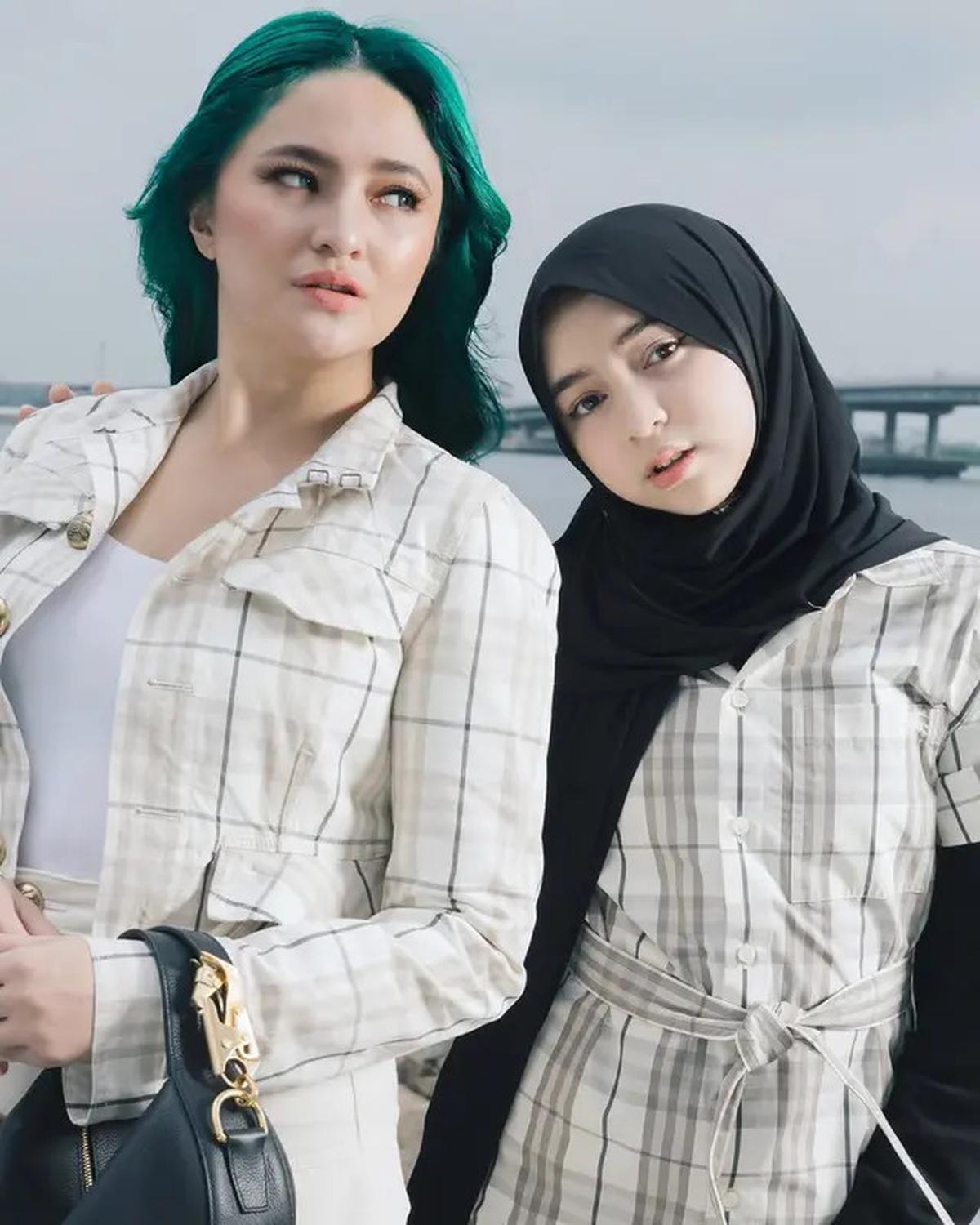 10 Potret Kebersamaan Marshanda dan Sienna, Selalu Kompak di Berbagai Momen
