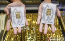 Harga Emas Pegadaian Kompak Anjlok Jumat Ini: UBS dan Galeri24 Turun Drastis