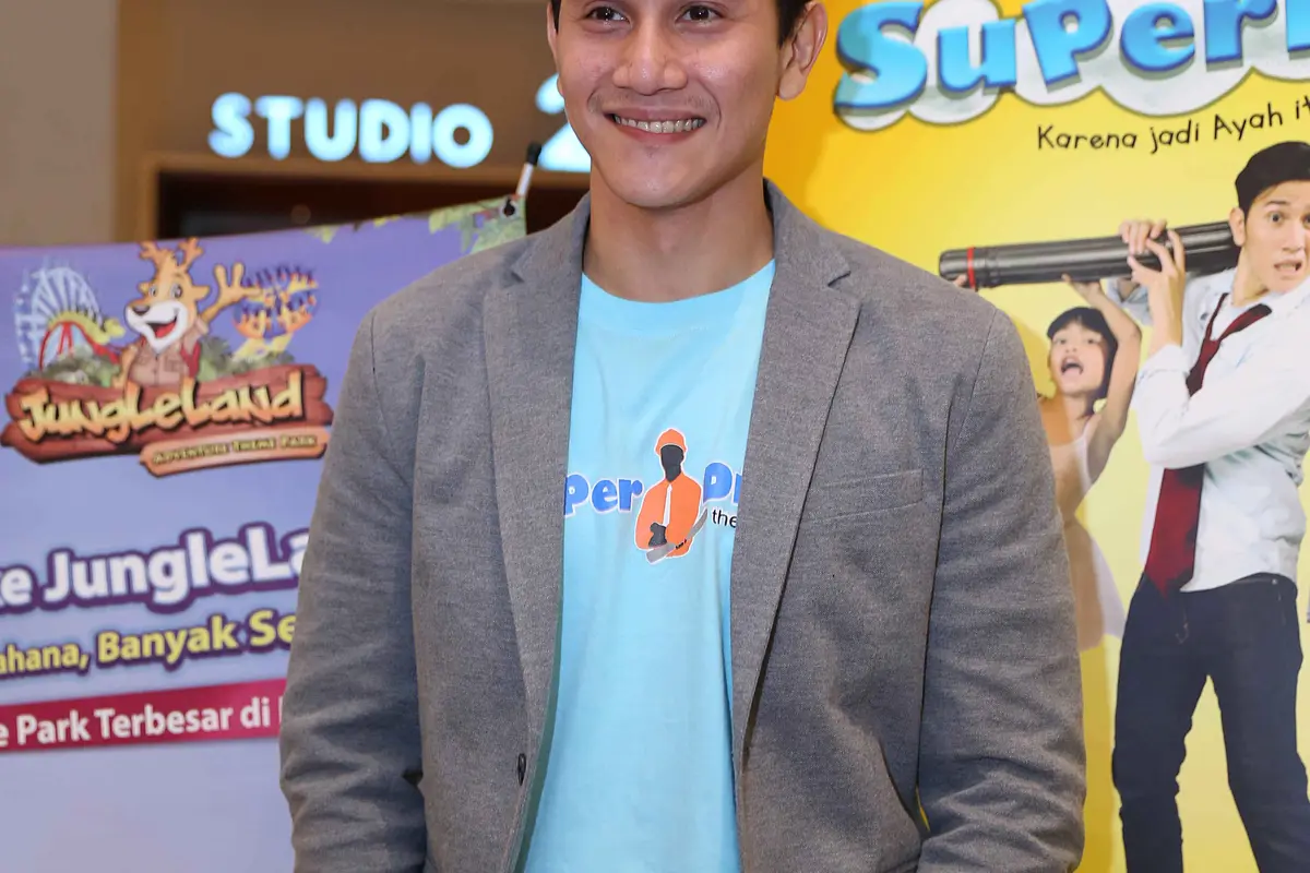 [Bintang] Vino G Bastian Jadikan Film Super Didi Pengalaman Berharga dalam Hidup