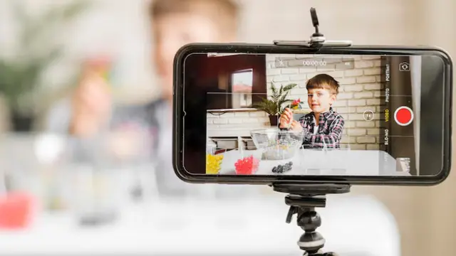 Monetisasi Video Instagram (Foto: freepik)