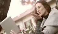 Cara Mengobati Rasa Kangen LDR agar Hati Tenang dan Hubungan Tetap Erat