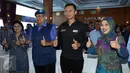 Presiden keenam, Susilo Bambang Yudhoyono (SBY) serta pasangan cagub-cawagub DKI, Agus Harimurti Yudhoyono-Sylviana Murni saat acara konsolidasi dengan para relawan Agus-Sylviana di kawasan Pramuka, Jakarta, Rabu (5/10). (Liputan6.com/Johan Tallo)