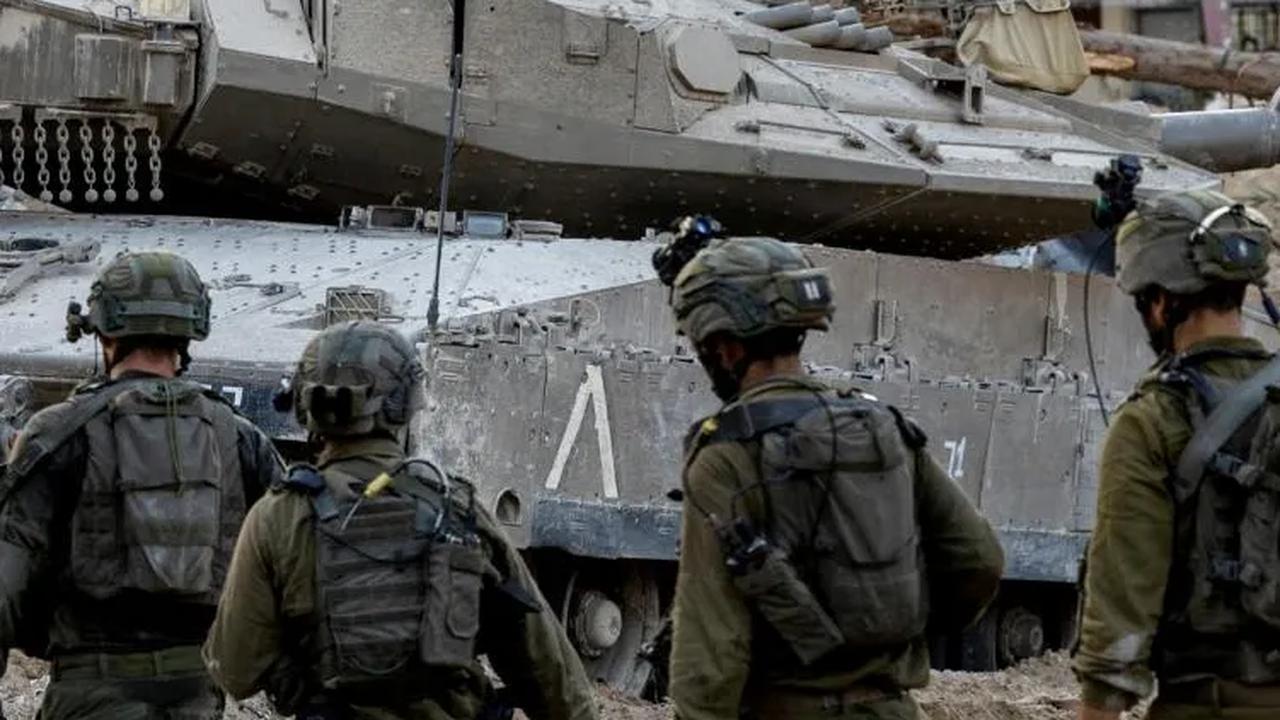 Israel Kepung Gerbang Rumah Sakit Al-Shifa di Gaza, Ratusan Pasien Terperangkap