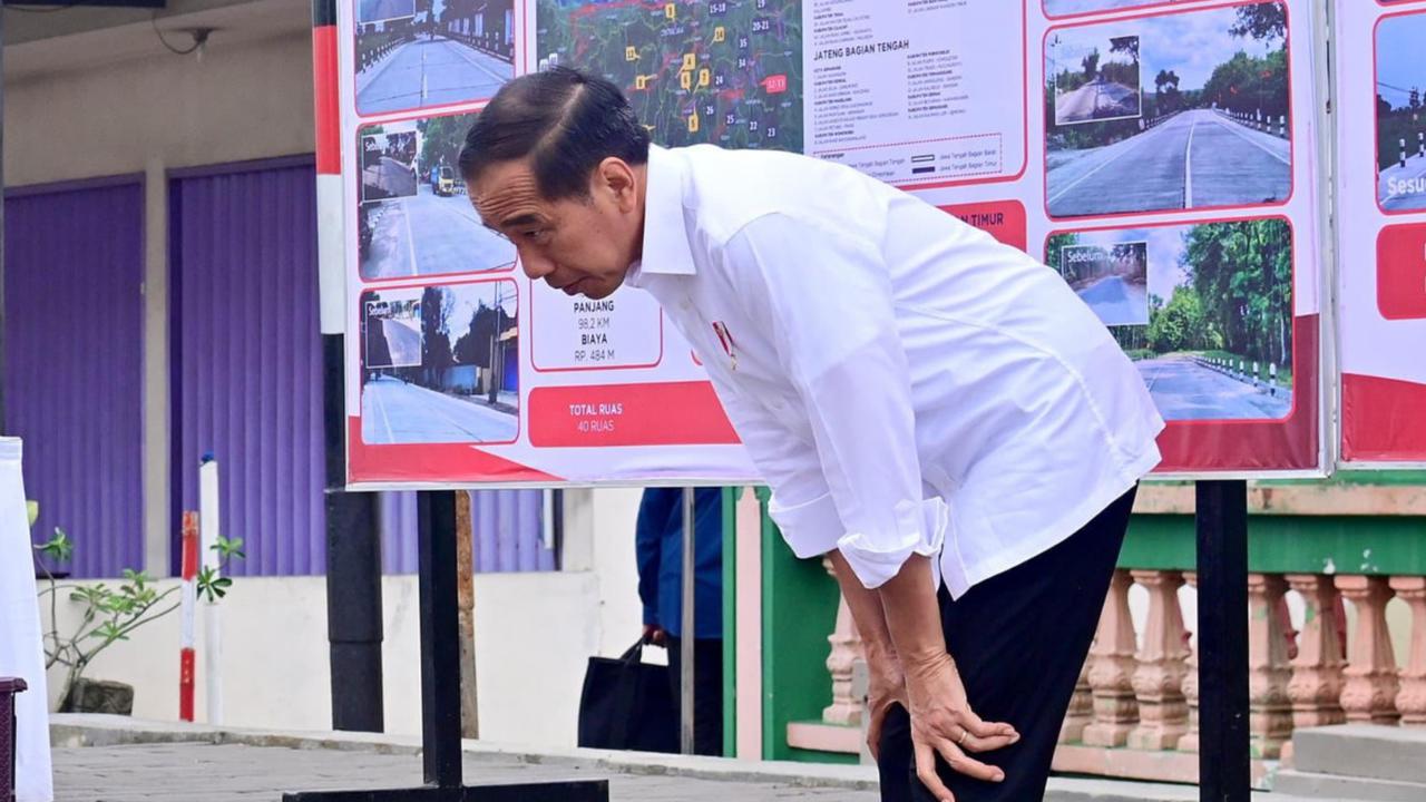 VIDEO: Presiden Jokowi Gregetan Sindir Jalan Rusak di Jawa Tengah Bertahun-tahun Enggak Beres!
