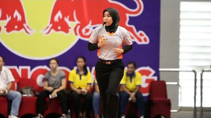 Wasit Yuli Wulandari