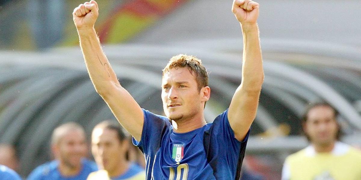 Pada Usia 48 Tahun, Francesco Totti Isyaratkan Siap Bermain Lagi